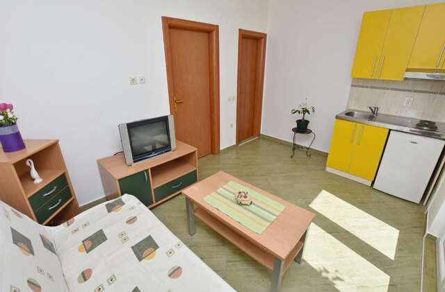 Апартаменты Apartments and Rooms Iva Петровац-51